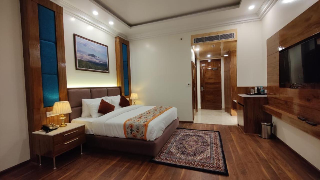 Hotel Woodpark Shimla Dış mekan fotoğraf