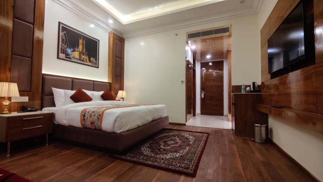 Hotel Woodpark Shimla Dış mekan fotoğraf